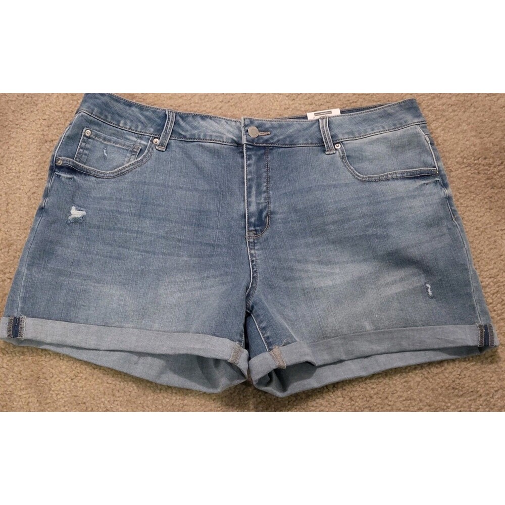 Time and Tru Mid-Rise Relaxed Fit Stretch 5-Pocket Denim Shorts Blue-Size 18